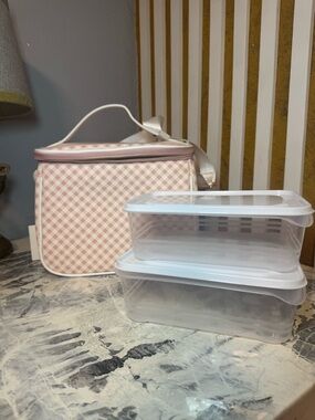 Pink Gingham Insulated Lunch Bag with White Plastic Food Containers
